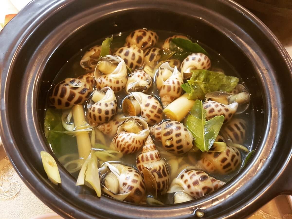 Ốc hương hấp hành gừng