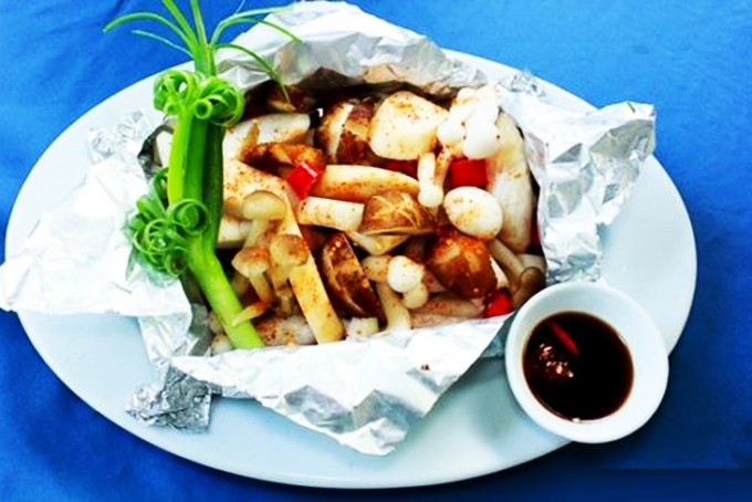 Hải sản nướng giấy bạc