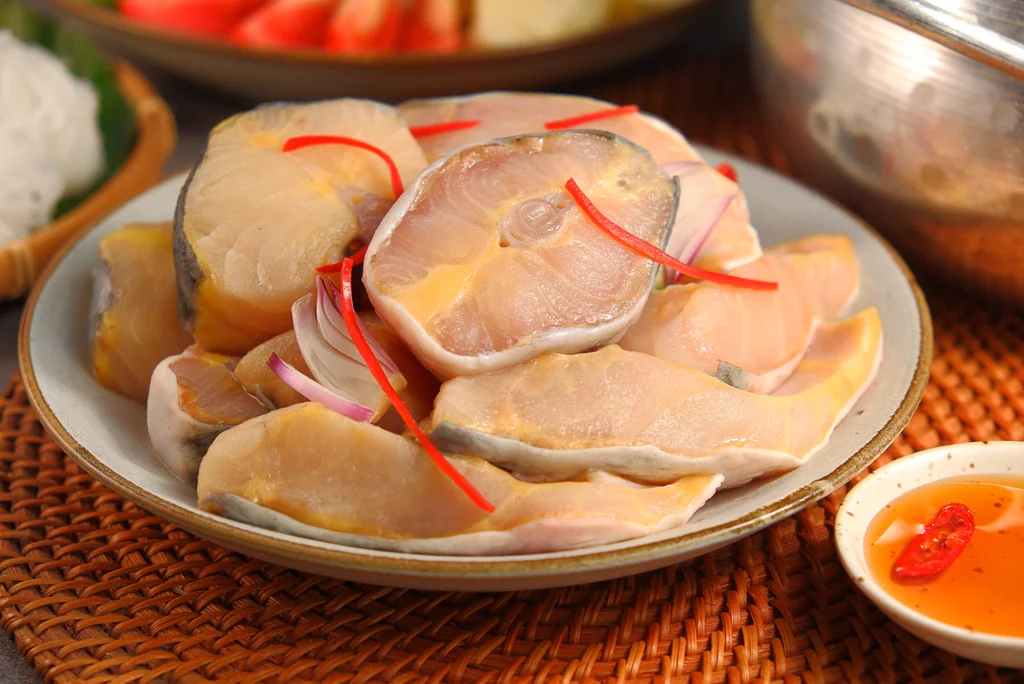 Cá tầm nấu măng chua