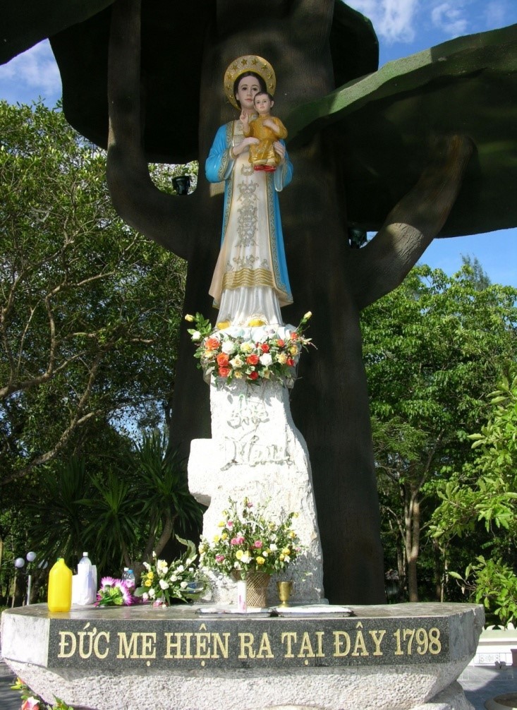 Hành Hương Đức Mẹ La Vang