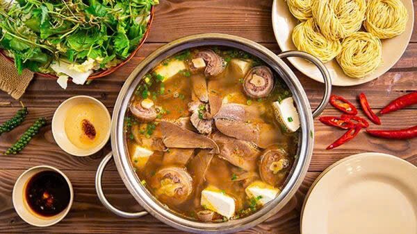 Lẩu Bê Thập Cẩm