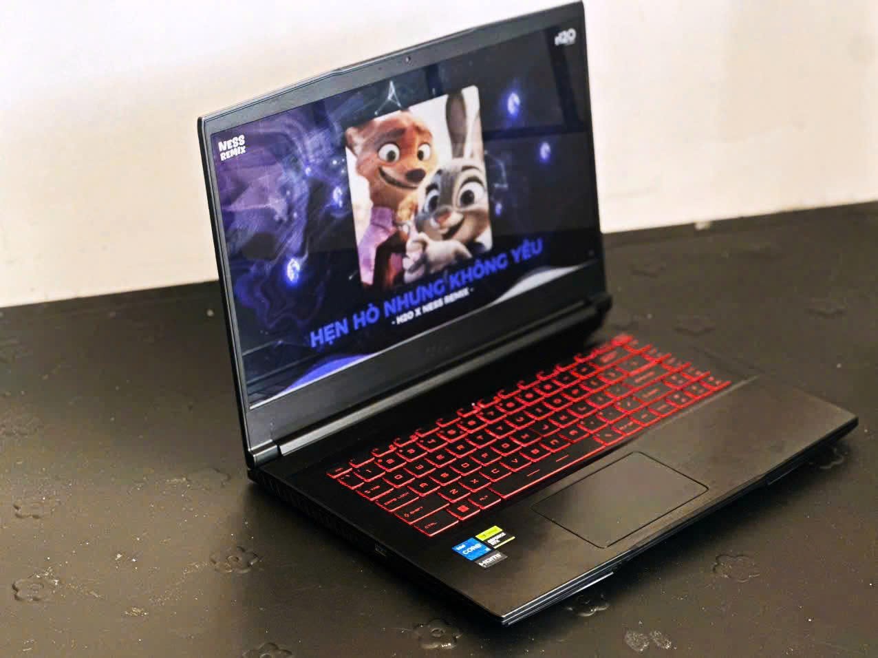MSI Thin GF63 12UC – i5-12450H / 8GB / SSD 512GB / RTX 3050 / 15.6" 144Hz